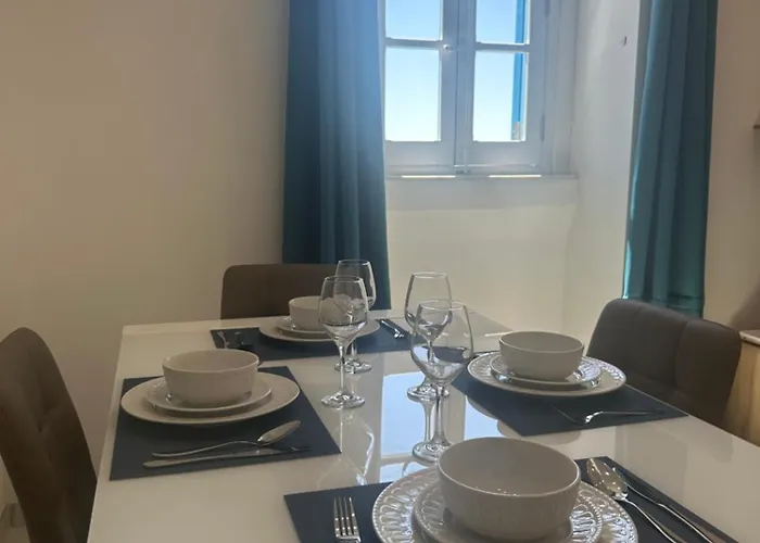 79 Sam's Place, Apartamento Valeta