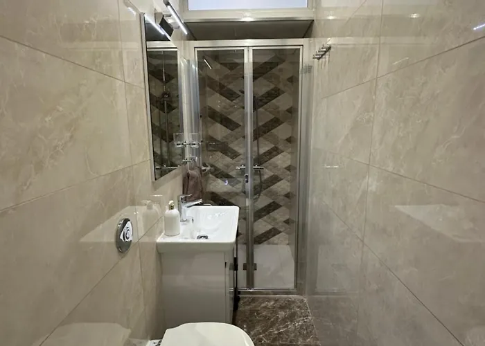 79 Sam's Place, Apartamento